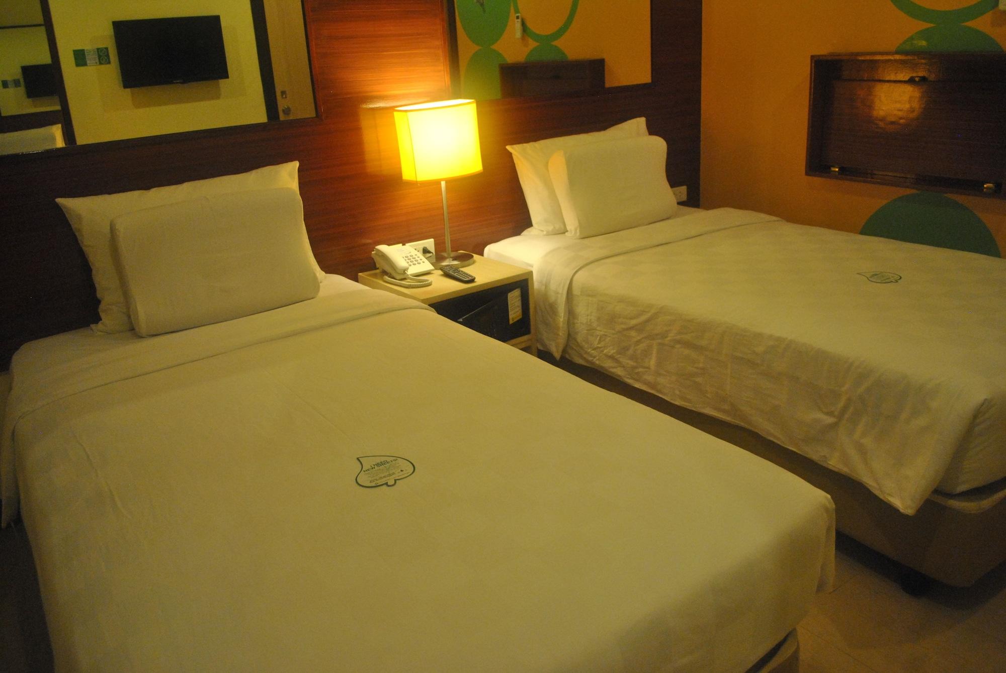 Go Hotels Tacloban Exterior photo
