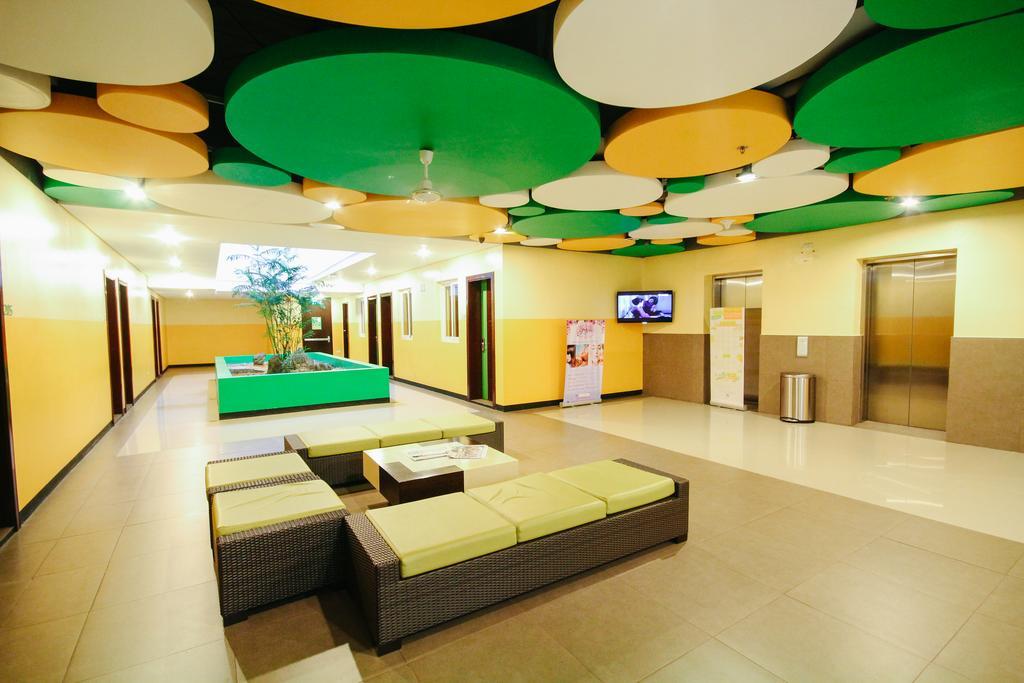 Go Hotels Tacloban Exterior photo