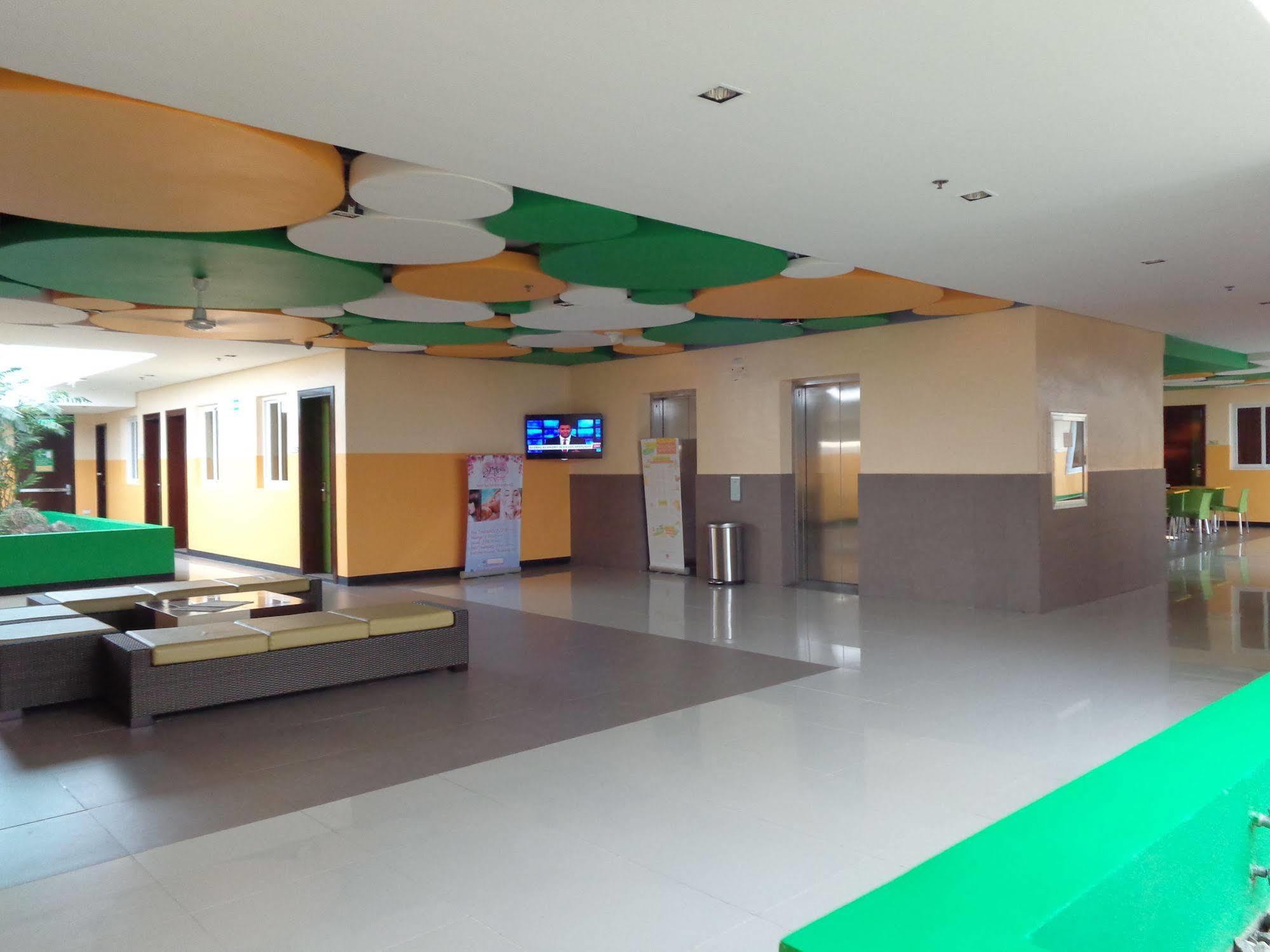 Go Hotels Tacloban Exterior photo